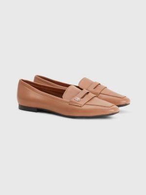 tommy hilfiger brown leather loafers