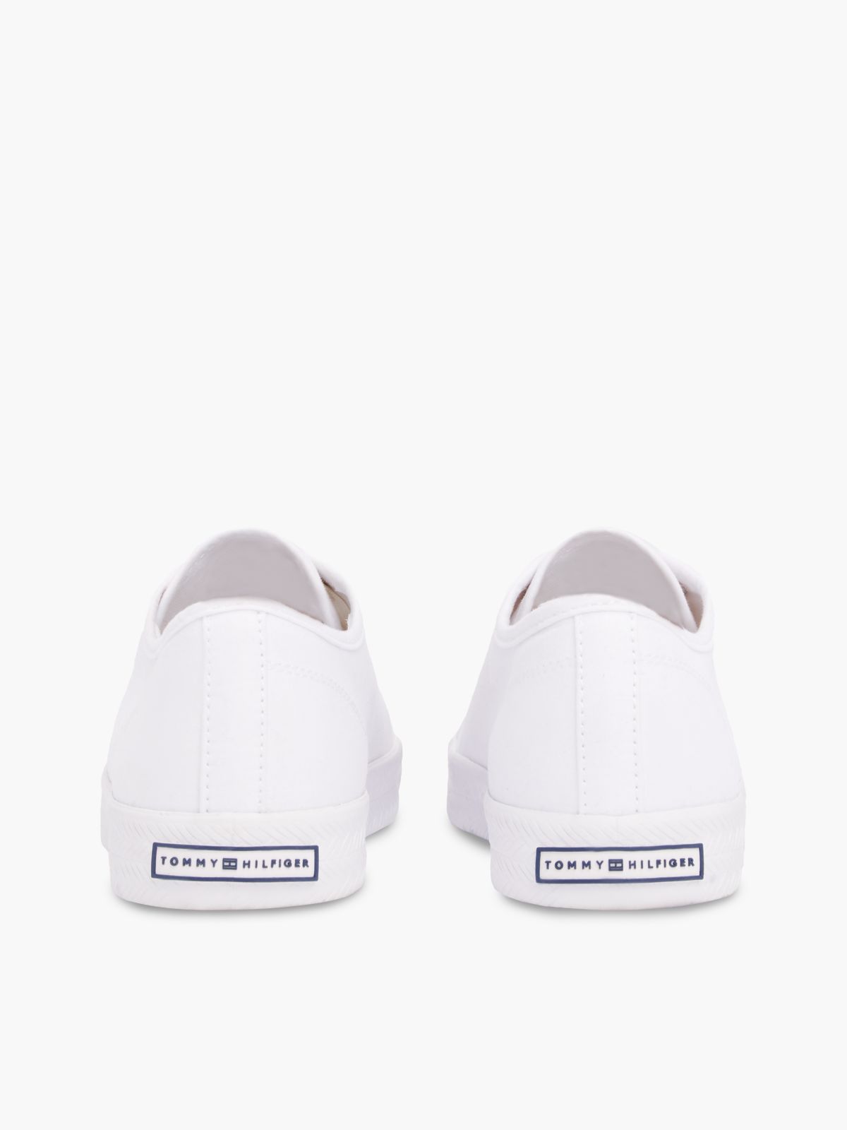 Essential Nautical Trainers — White