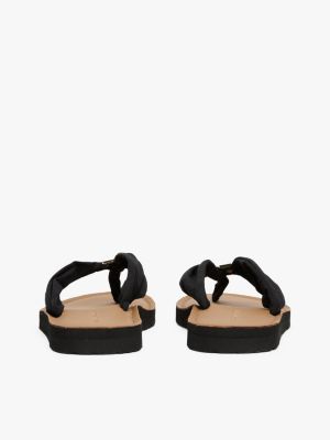 Tommy hilfiger deals thong flip flops