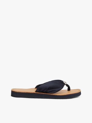 brown teenslipper met metalen th-monogram voor dames - tommy hilfiger