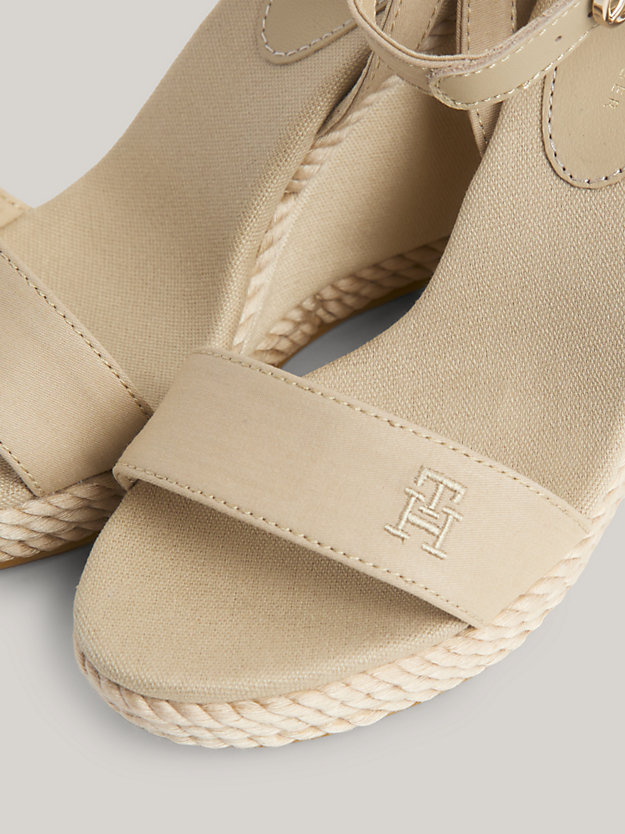 khaki sandale mit hohem keilabsatz und seil-details für damen - tommy hilfiger