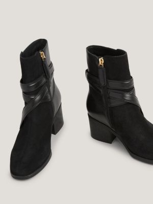 Tommy hilfiger block hot sale heel boots