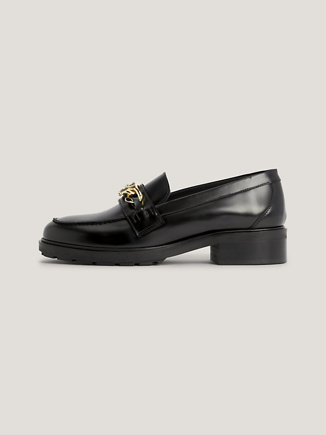 black leder-loafer mit kettendetail für damen - tommy hilfiger