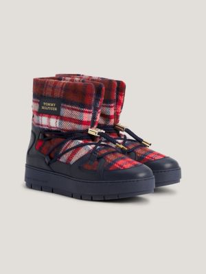 Tommy hilfiger deals chain boots