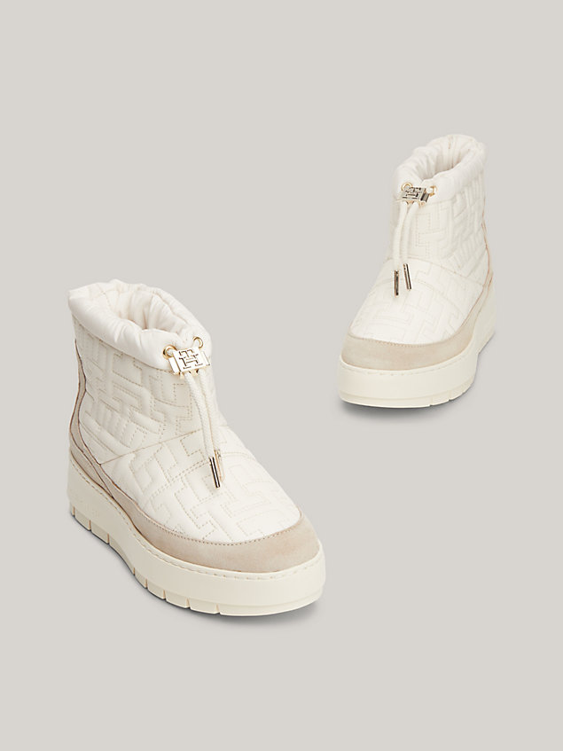 white th monogram suede snow boots for women tommy hilfiger