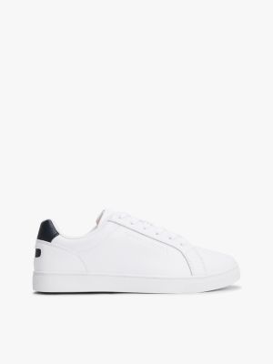 Tommy hilfiger women's hot sale white leather sneakers