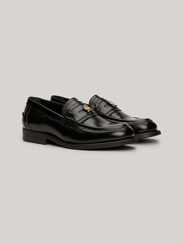 black leder-loafer mit wappen-emblem für damen - tommy hilfiger