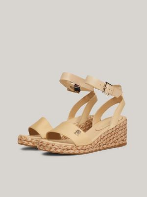 Tommy hilfiger hot sale sadah sandal