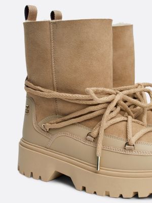 scarponcini da neve stringati in shearling beige da donne tommy hilfiger