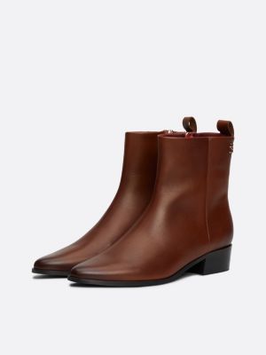 braun cowboystiefel aus leder mit th-monogramm für damen - tommy hilfiger