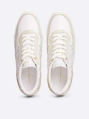 sneakers in pelle con plateau e monogrammi th bianco da donne tommy hilfiger