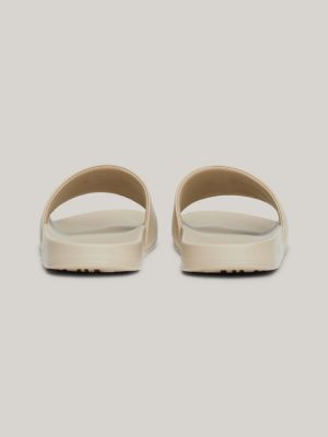 claquettes casual à monogramme th brodé beige pour femmes tommy hilfiger