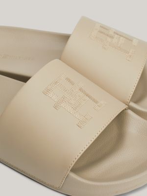 claquettes casual à monogramme th brodé beige pour femmes tommy hilfiger