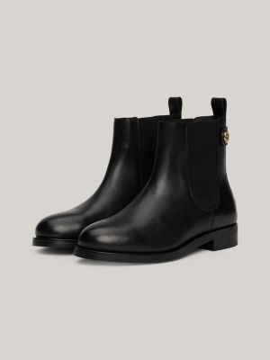 schwarz chelsea-boot aus leder mit monogramm-emblem für damen - tommy hilfiger