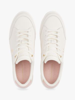 baskets en cuir à monogramme th blanc pour femmes tommy hilfiger