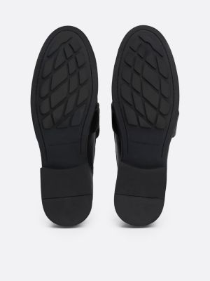 schwarz leder-loafer mit ketten-detail für damen - tommy hilfiger