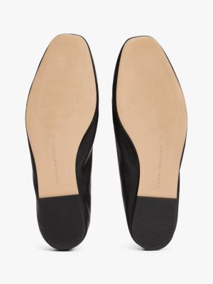 black leather th monogram ballerinas for women tommy hilfiger