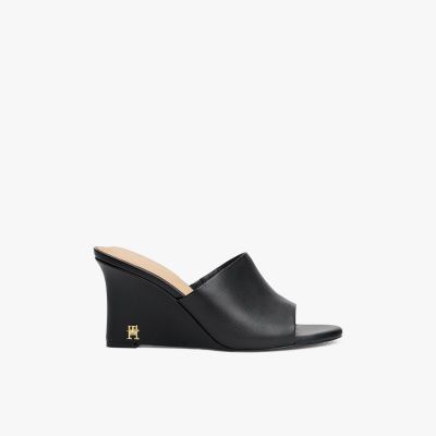 Product colour: black