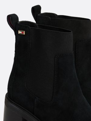 botines chelsea de ante con tacón ancho negro de mujeres tommy hilfiger