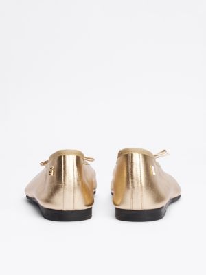 geel metallic ballerina van leer voor dames - tommy hilfiger