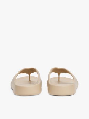 beige enamel flag contoured flip-flops for women tommy hilfiger