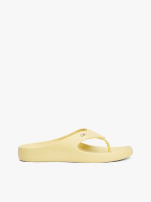 yellow enamel flag contoured flip-flops for women tommy hilfiger