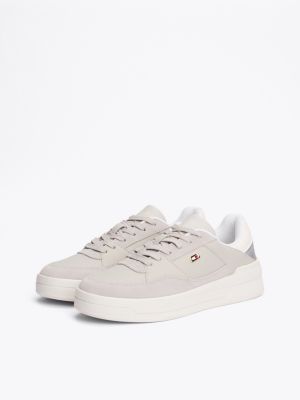 grau basketball-sneaker mit metallic-einsatz für damen - tommy hilfiger