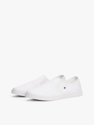 wit canvas sneaker met geborduurde vlag voor dames - tommy hilfiger