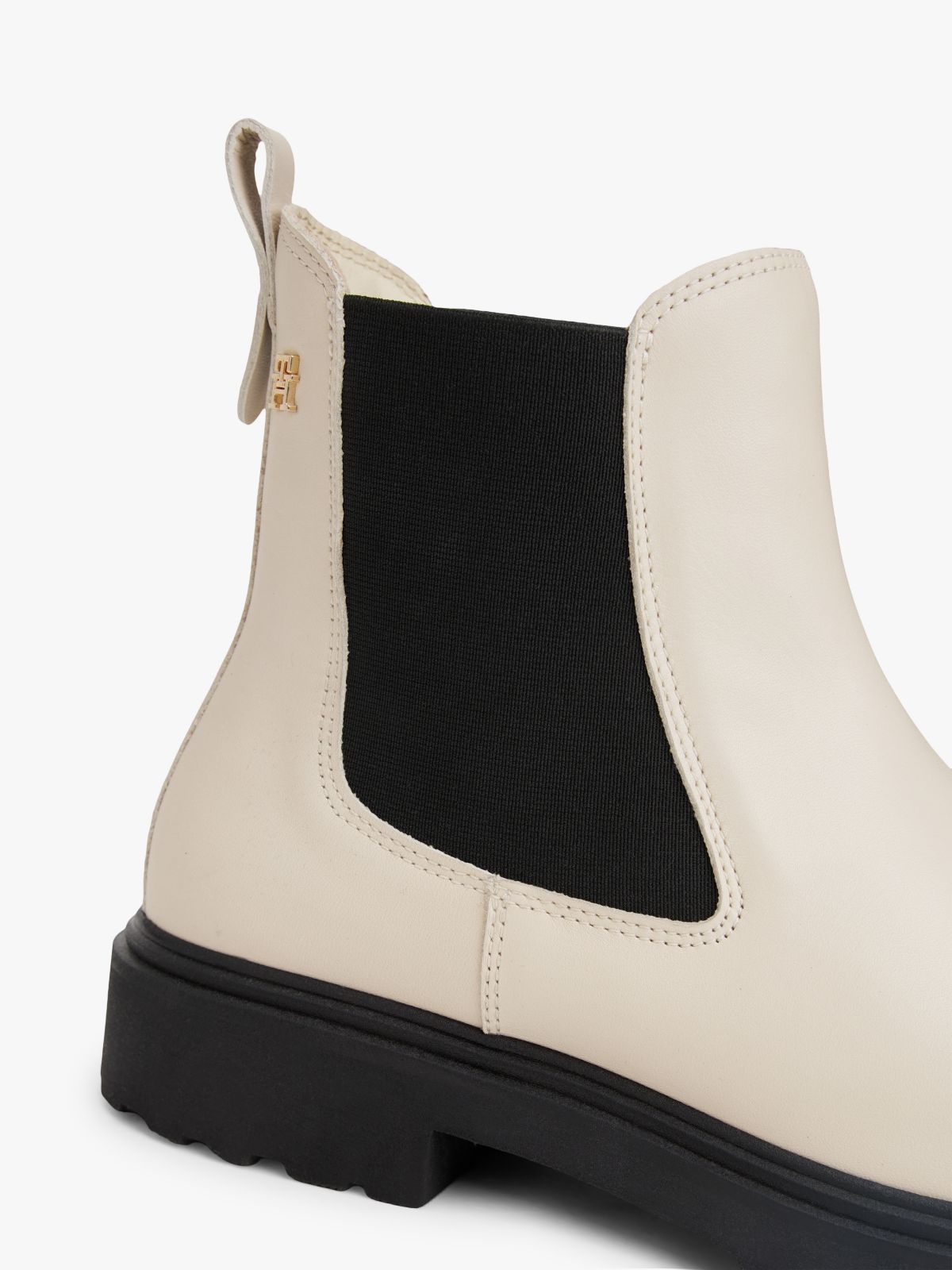 Lightweight Leather Cleat Chelsea Boots — Beige