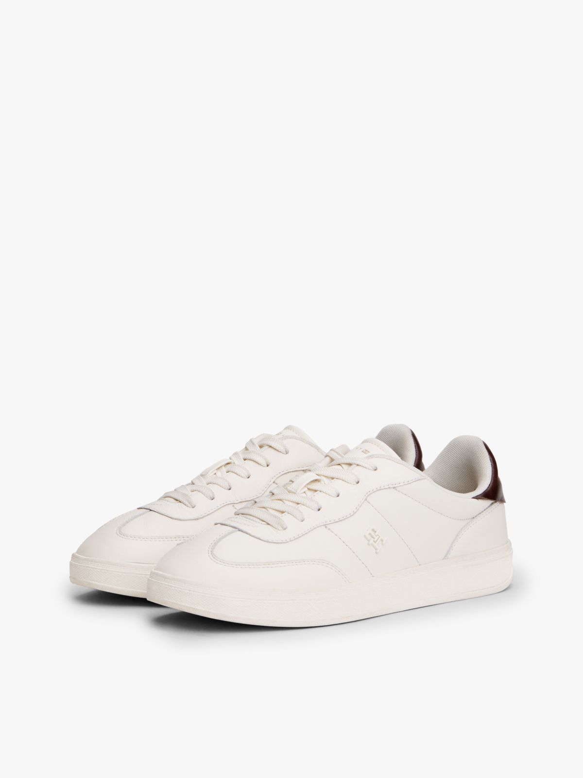 Heritage Shiny Leather Trainers — Beige