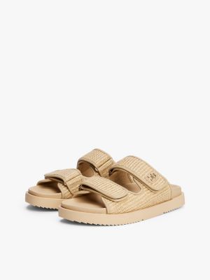 beige raffia sandaal met profielzool en monogramgesp voor dames - tommy hilfiger