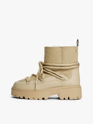 beige leather th monogram cleat snow boots for women tommy hilfiger
