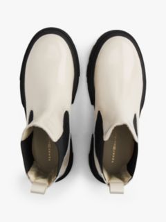 Shiny Leather Cleat Chelsea Boots — White 3