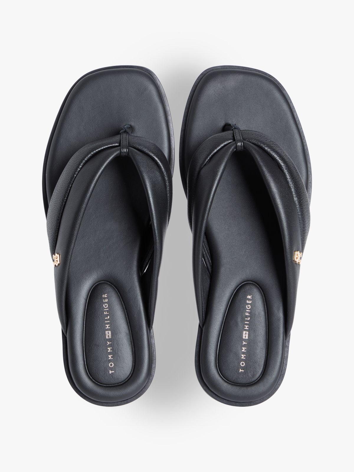 Leather Toe Post Flat Sandals — Black