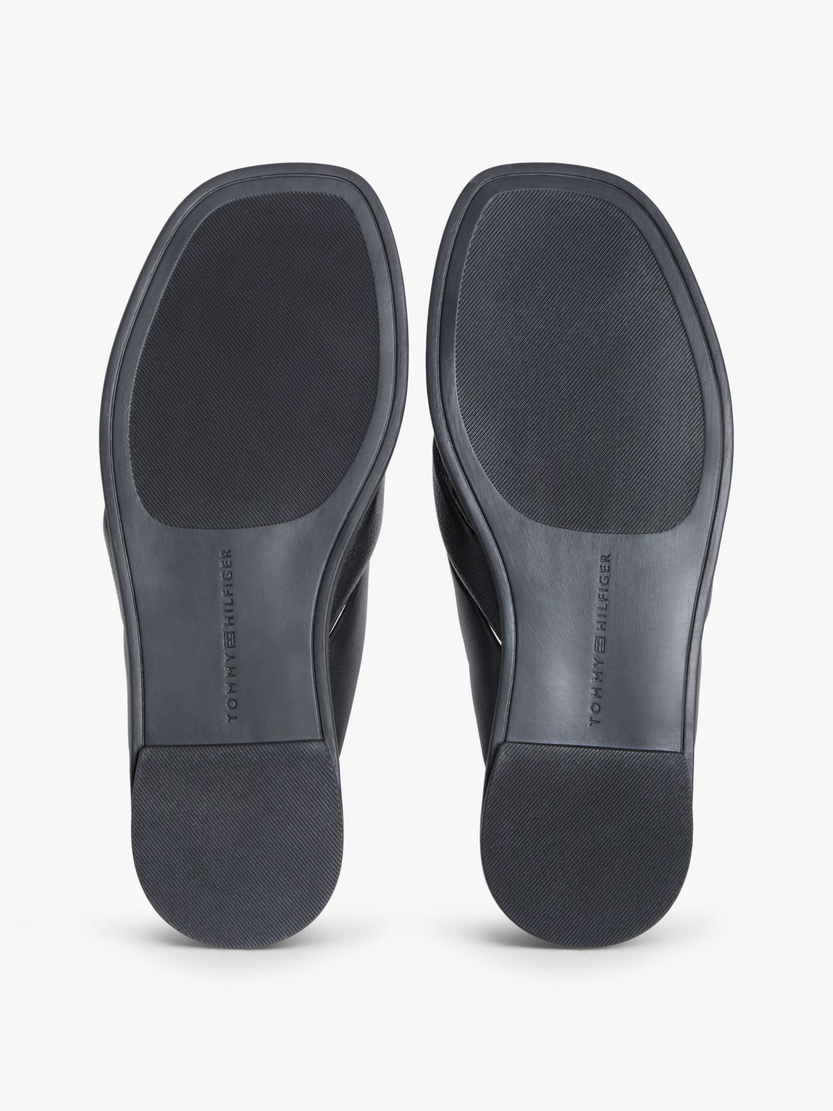 Leather Toe Post Flat Sandals — Black