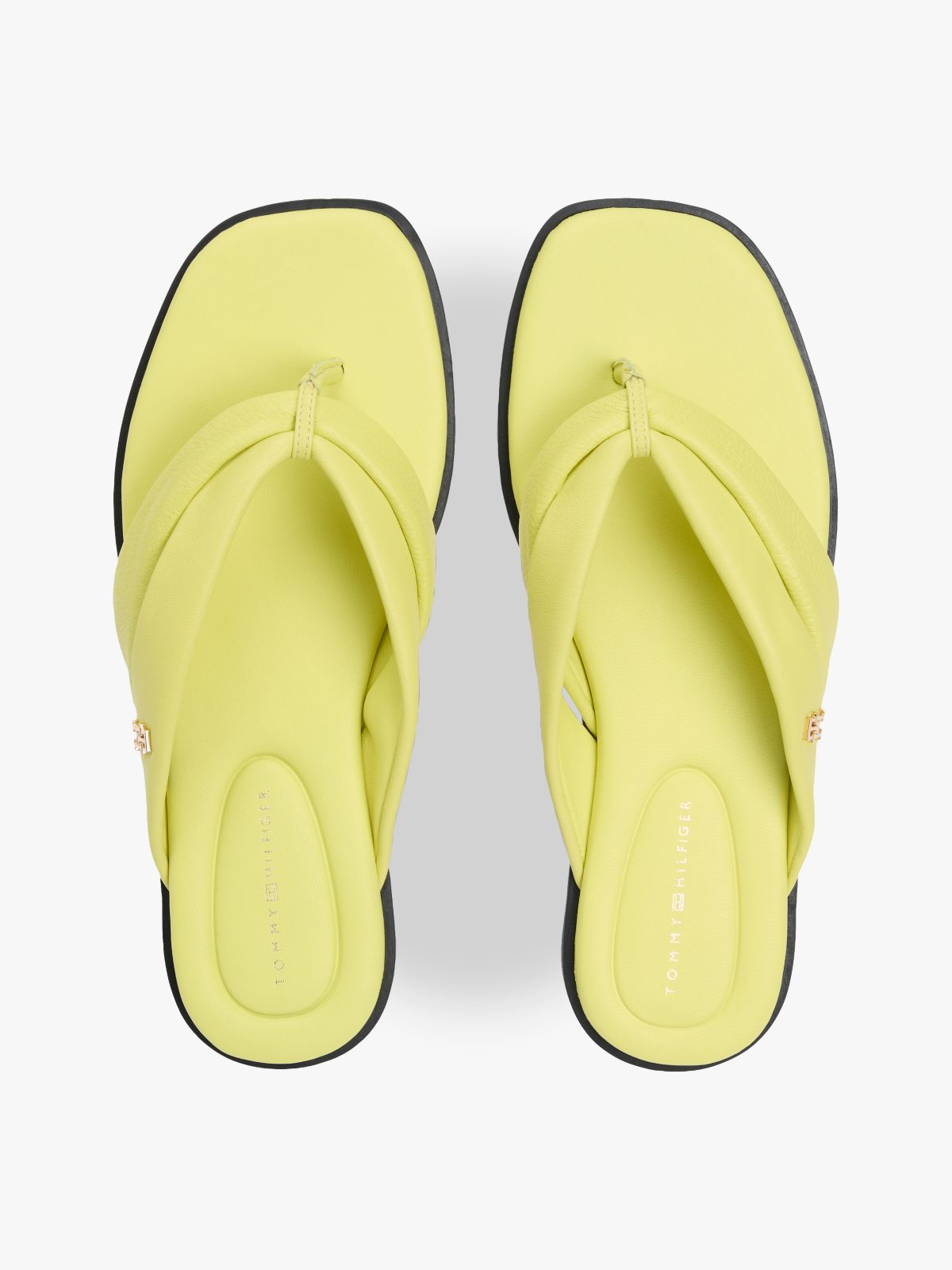 Leather Toe Post Flat Sandals — Green