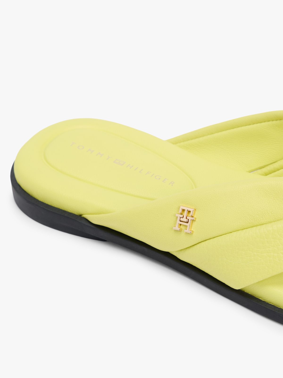 Leather Toe Post Flat Sandals — Green