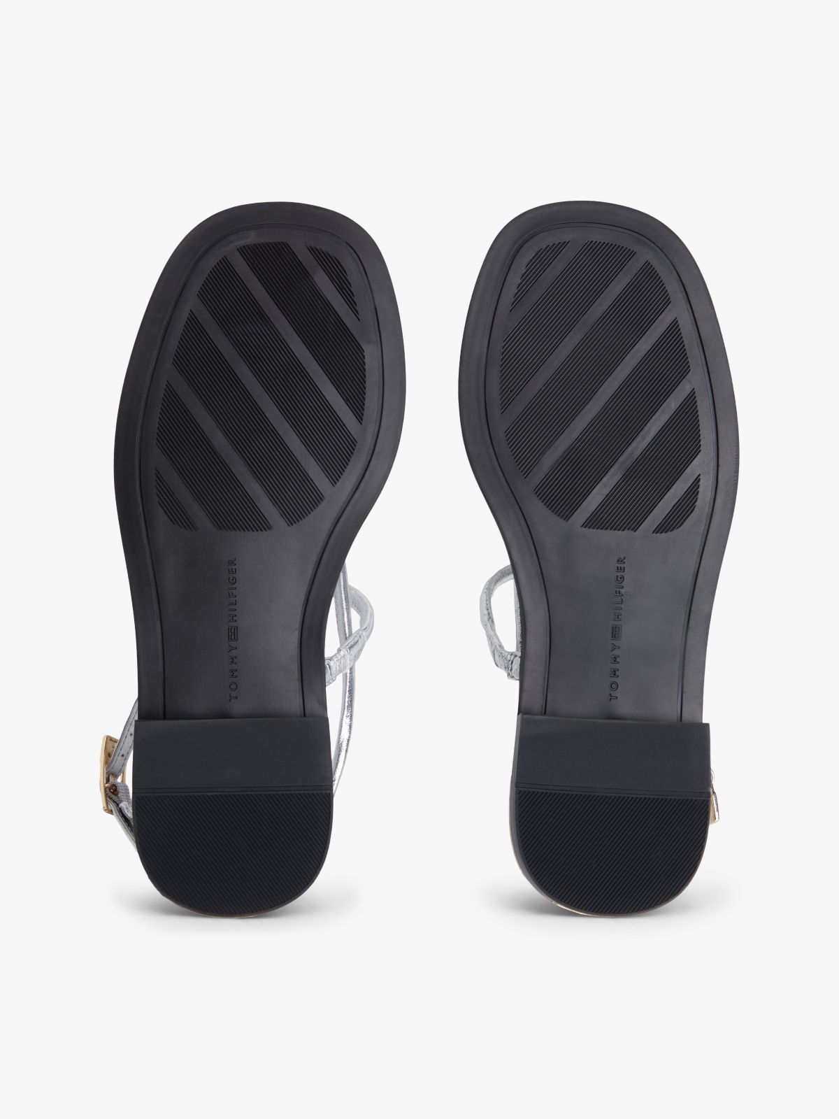 Metallic Leather Toe Post Flat Sandals — Grey