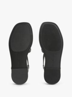 Leather Strap Toe Post Sandals — Black 5