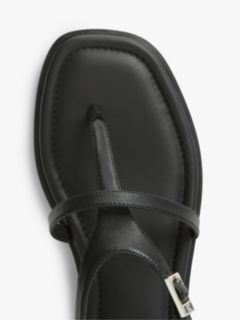 Leather Strap Toe Post Sandals — Black 6
