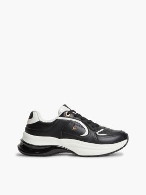sneakers in pelle con suola spessa e logo th black da donne tommy hilfiger
