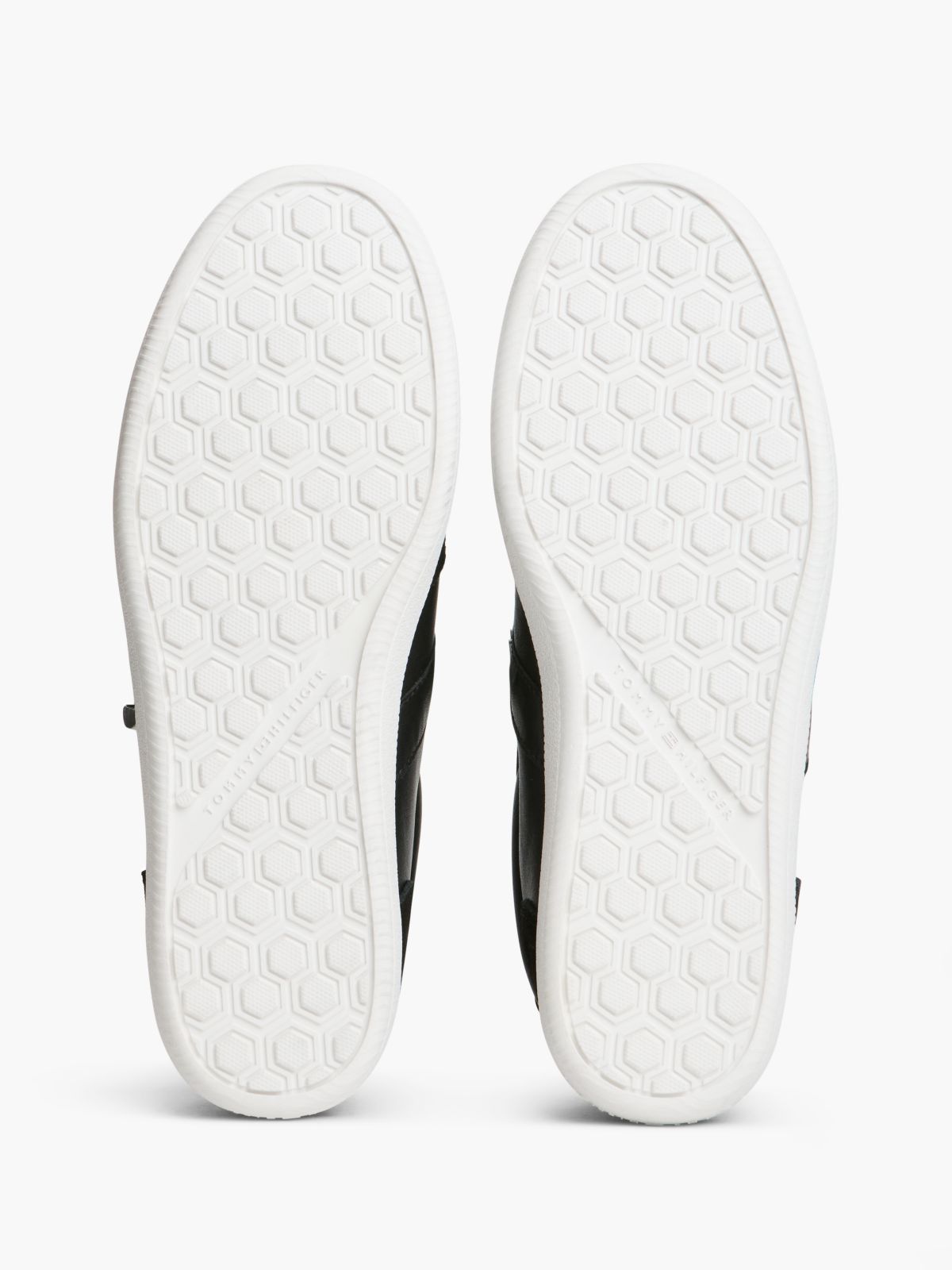TH Tribeca Leather Mixed Texture Enamel Flag Trainers — Black
