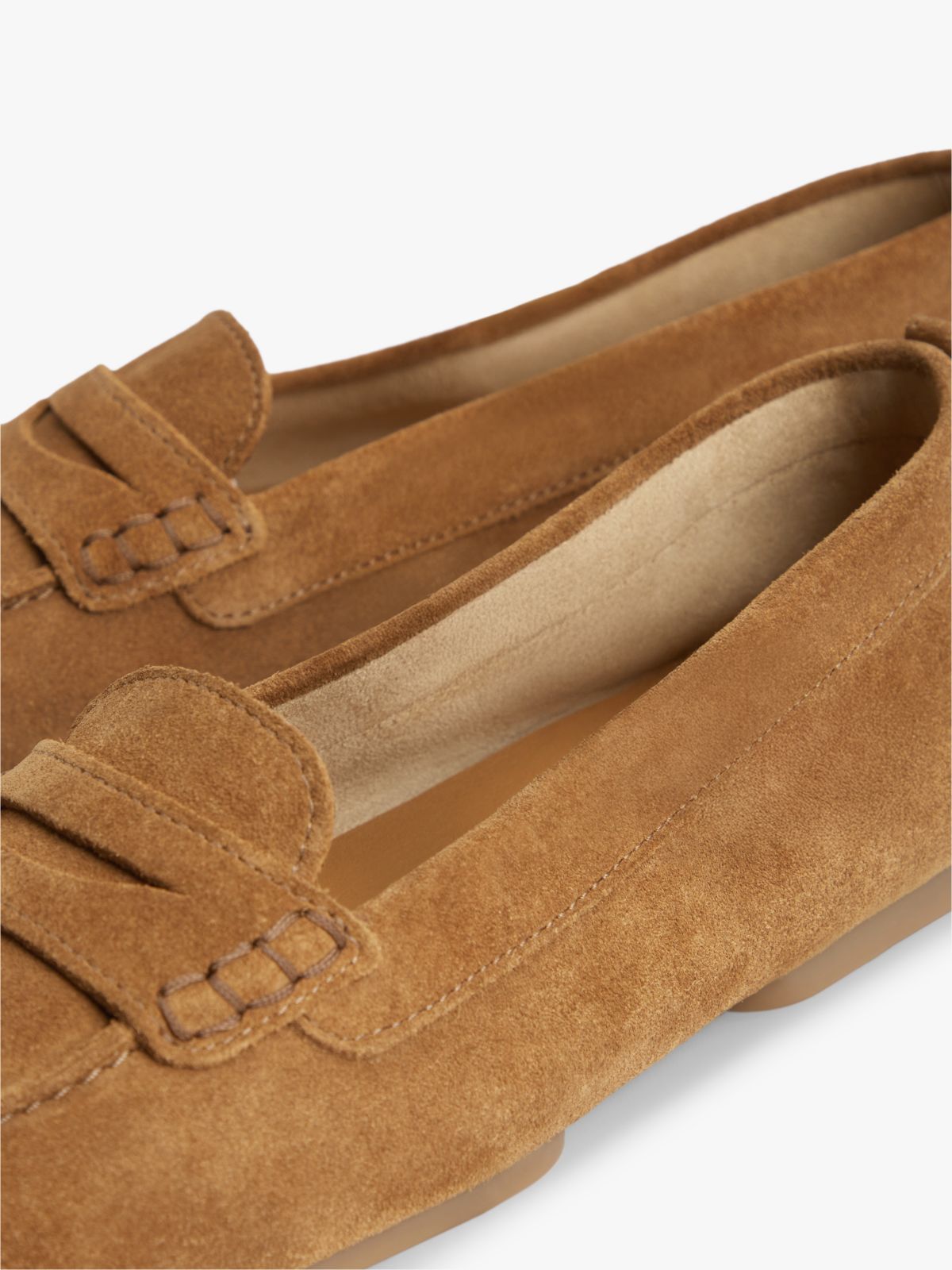 TH Monogram Flexible Suede Loafer Ballerinas — Brown