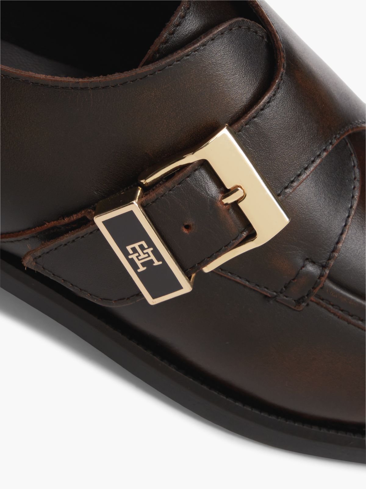 New York Label Leather Buckle Moc Toe Loafers — Brown