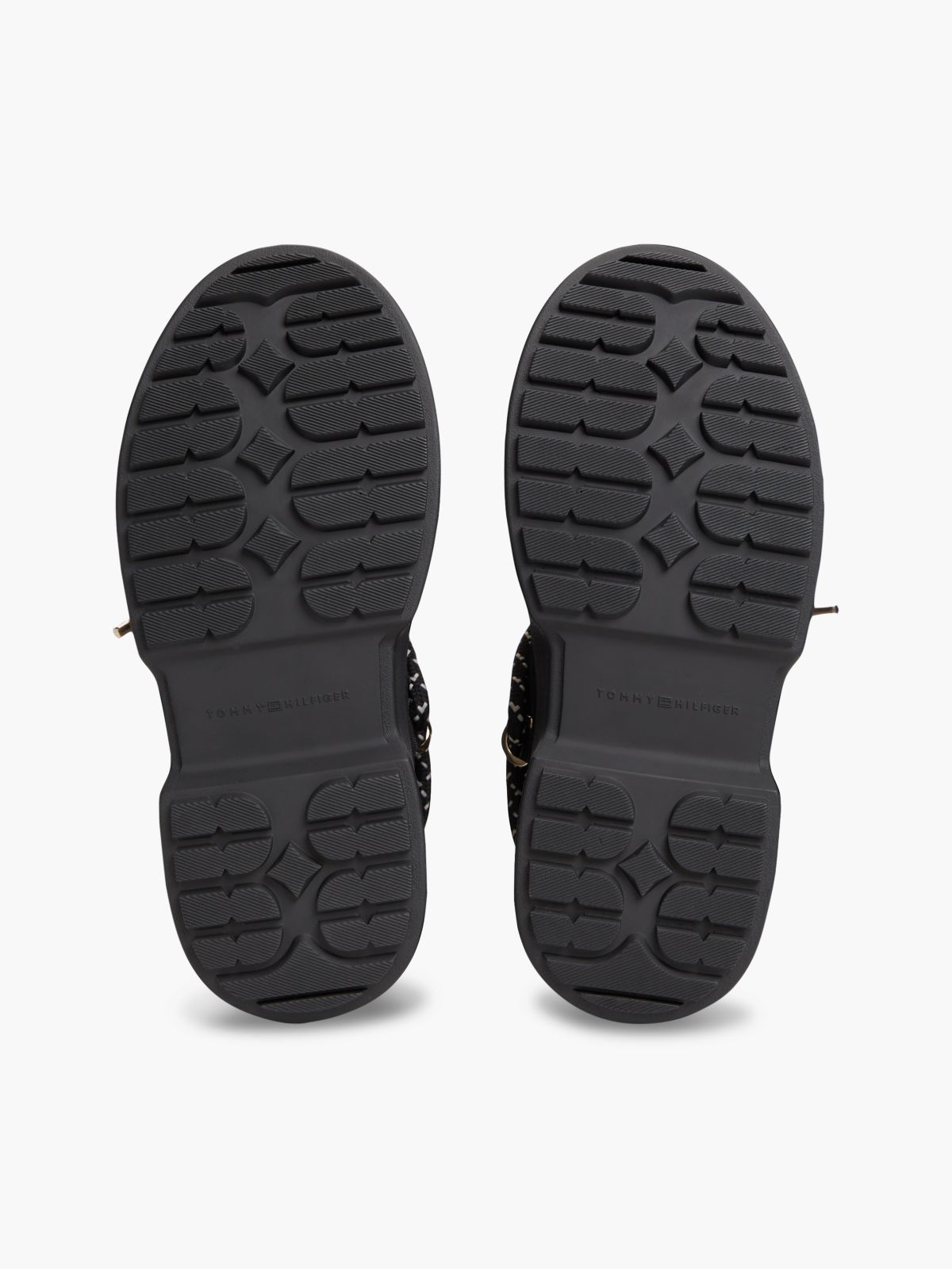 Water Resistant Cleat Lace-Up Snow Boots — Black