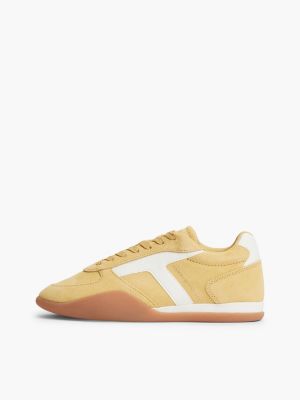 sneakers basse vintage in pelle scamosciata oro da donne tommy hilfiger