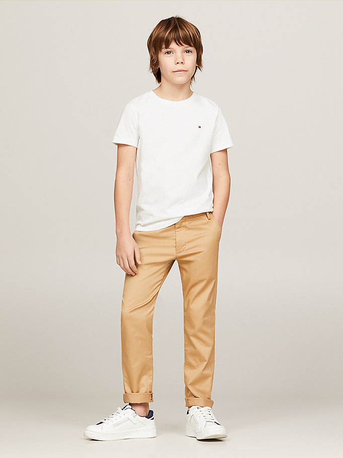 white essential organic cotton t-shirt for boys tommy hilfiger
