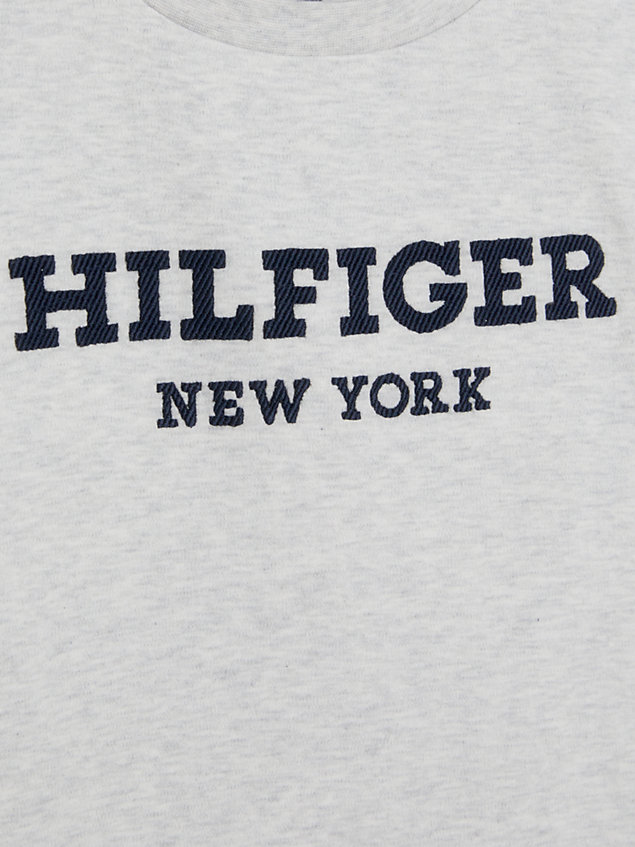 grey t-shirt met hilfiger monotype-appliqué voor jongens - tommy hilfiger