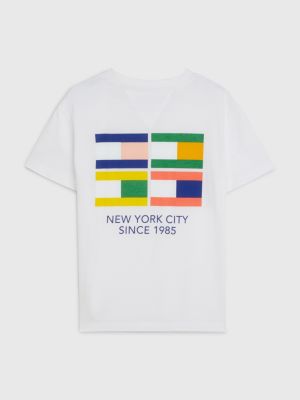 Tommy hilfiger deals pride t shirt