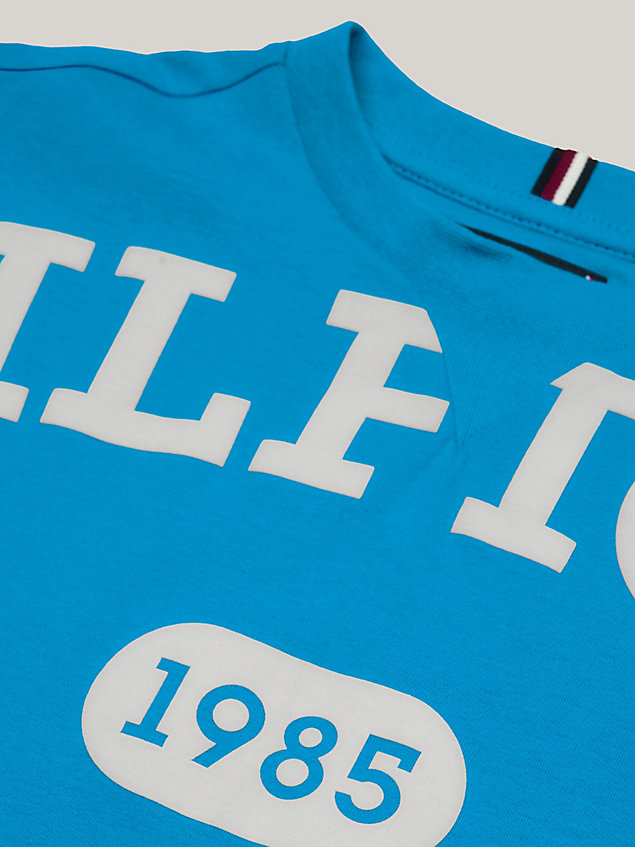 blue varsity archive t-shirt met logo voor jongens - tommy hilfiger